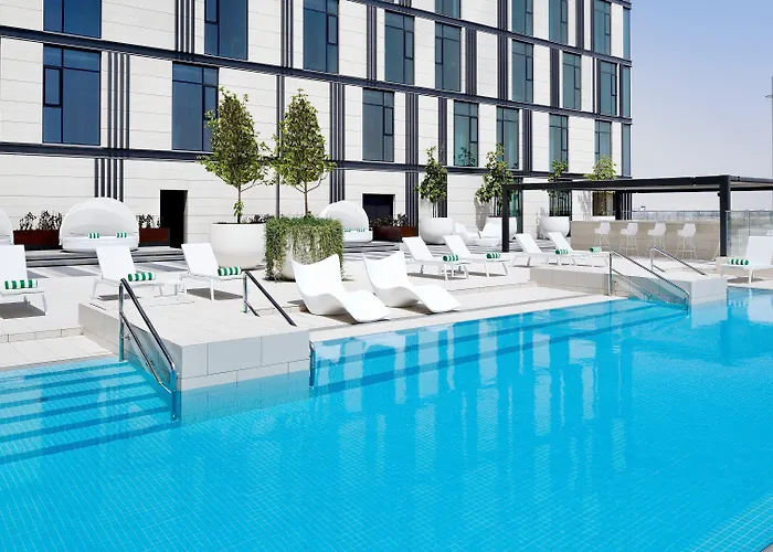 Hotel boutique: Holiday Inn Dubai Al-Maktoum Airport By Ihg