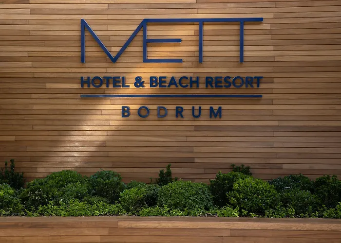 Pet Friendly hotel: Mett Hotel & Beach Resort Bodrum