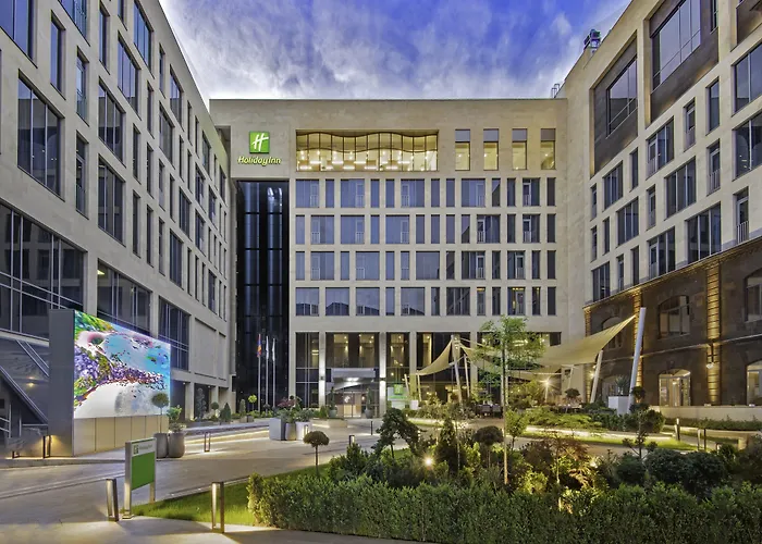 Hotel: Holiday Inn Yerevan - Republic Square By Ihg