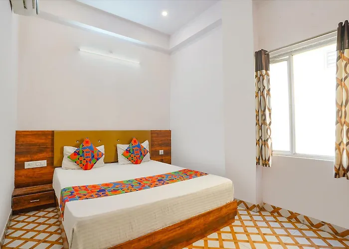 Fabhotel Shree Aurora