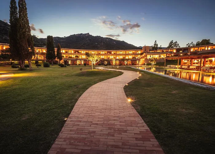 Hotel con vista: Is Molas Resort
