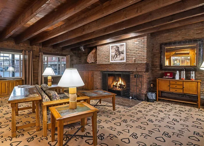 Dude Rancher Lodge