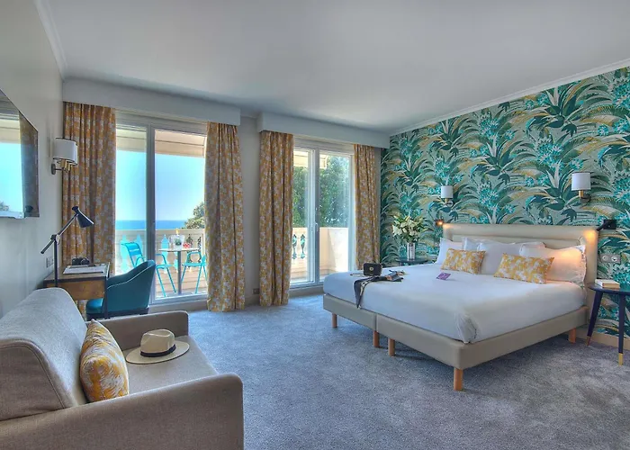 Hotel Am Strand Mercure Nice Marche Aux Fleurs