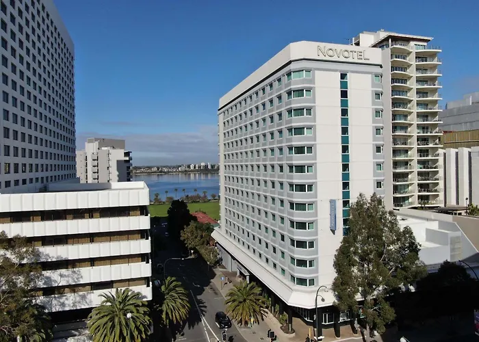 Resort: Novotel Perth Langley