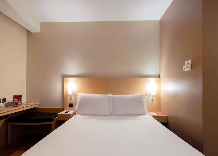 Ibis Riyadh Olaya Street