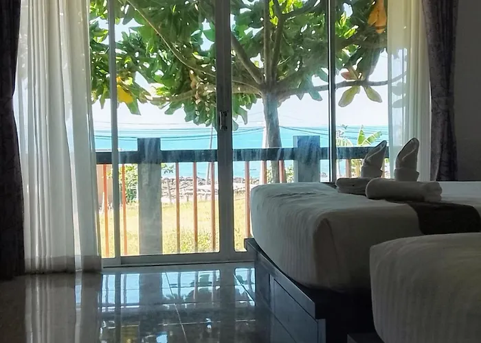 The Sea @ Lanta Hotel