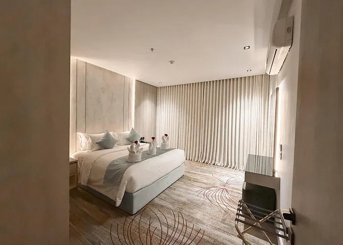 Rose Garden Hotel فندق روز جاردن