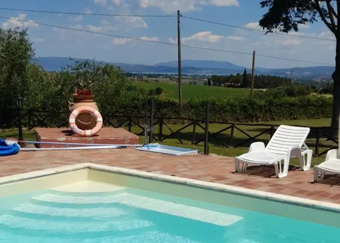 Agritur Villa Osvaldo Castiglione del Lago Perugia Piscina acqua salata possibilità colazione