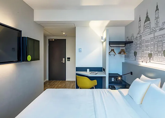 B&B City