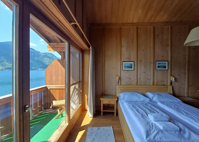 Hotel Am Strand Waterfront s Zell Am See - Steinbock