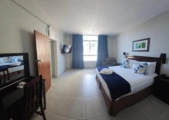 Gooderson Tropicana Hotel