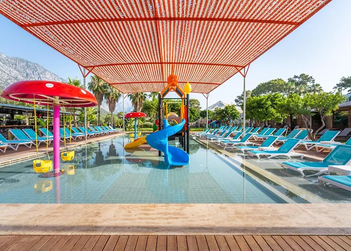 Hotel with view: Dosinia Luxury Resort