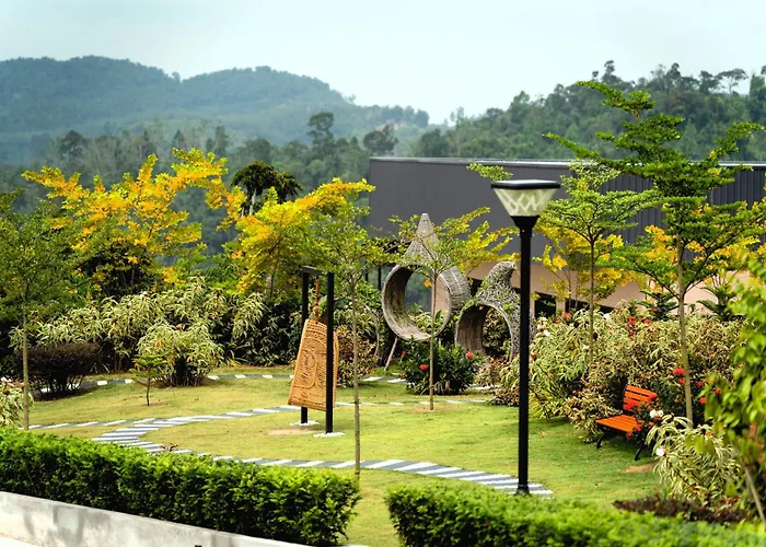 Monkeys Canopy Resort