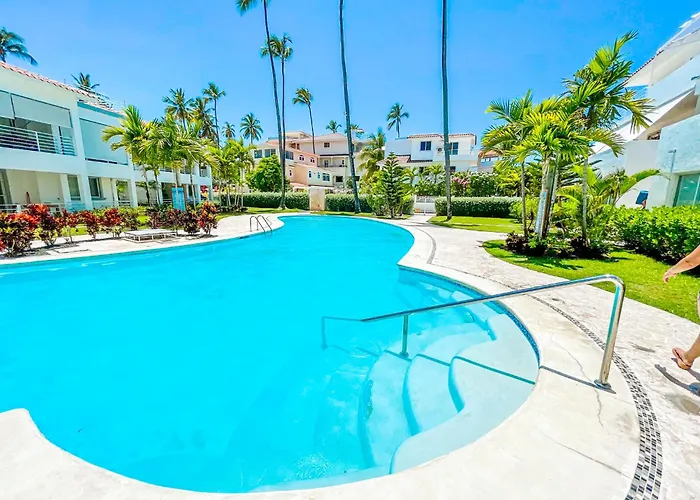 Bavaro Beach Condo-Hotel With Villas & Suites Wifi Bbq Beach Club & Spa