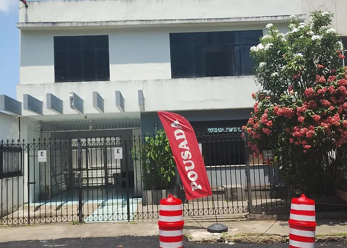 Alojamento com o café da manhã Apenas: Pousada Family