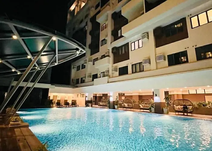 Furnished Family Condo Near It Park And Waterfront With Pool, Wifi, Gym Access