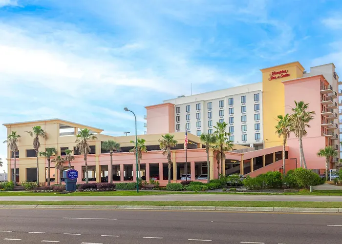 Pet Friendly hotel: Hampton Inn & Suites - Orange Beach
