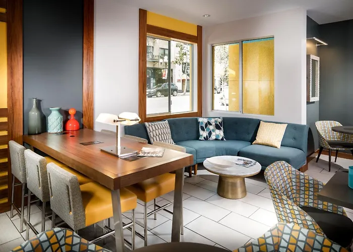 Staypineapple, Hotel Z, Gaslamp San Diego