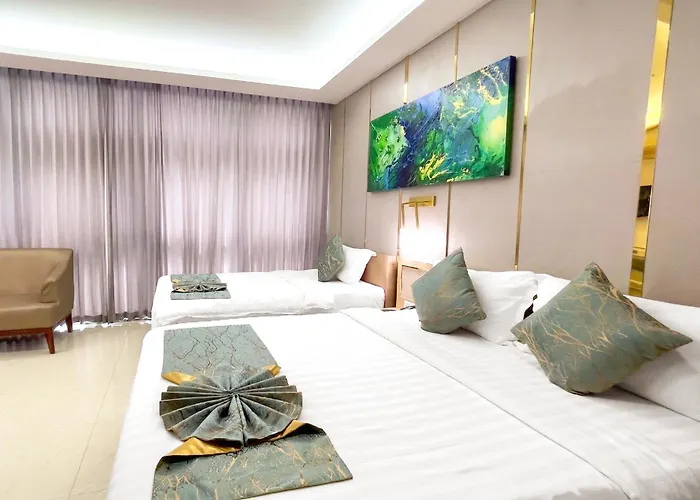 Elegant Airport Hotel