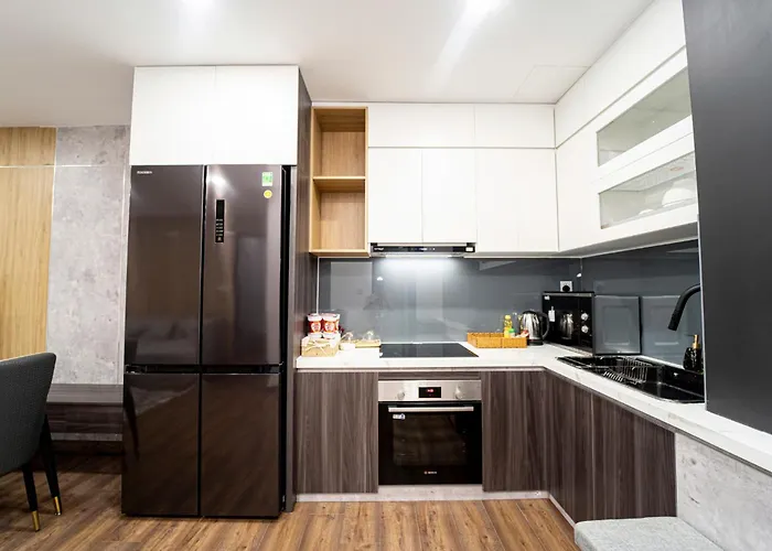 Serenity Saigon Sky Villas - Free One Way Airport Shuttle