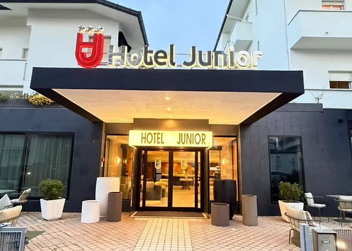 Hotel con golf: Hotel Junior