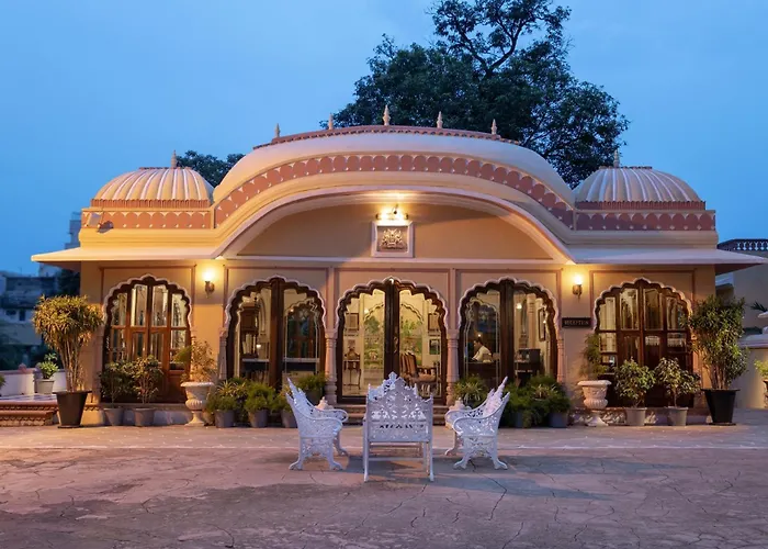 Hotel Narain Niwas Palace