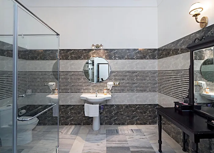 Hotel Narain Niwas Palace