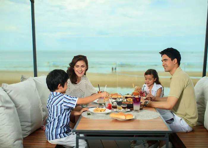 Beach hotel: Hua Hin Marriott Resort And Spa