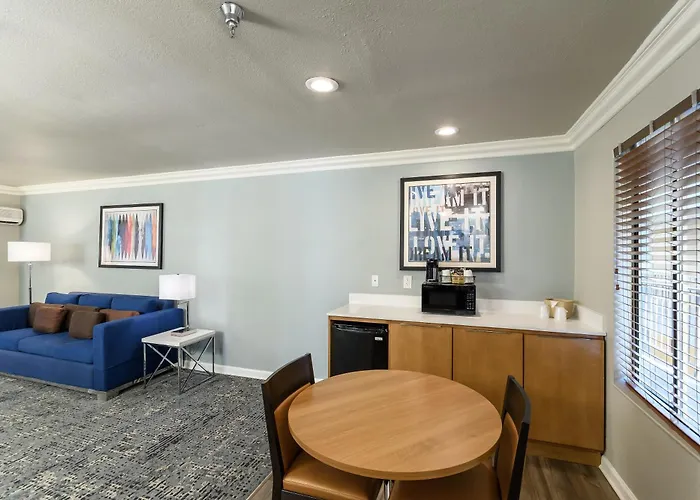 Alexis Park All Suite Resort