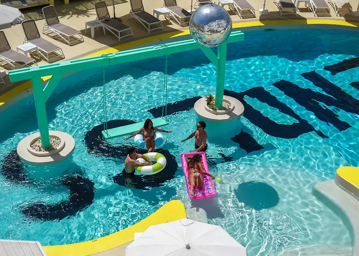 Hotel que admite mascotas: Endlss Beach & Disco Hotel Ibiza Adults Only