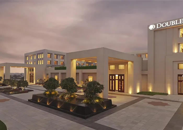 Doubletree By Hilton Agra
