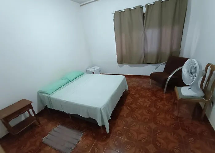 Suites para casais na praça Oswaldo Cruz
