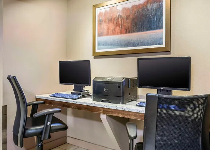 Quality Inn Airport