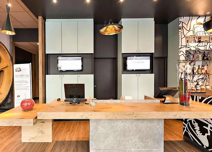 Ibis Agen Centre - Rénové en 2026