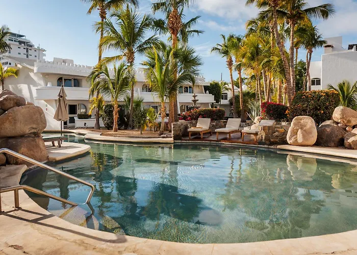 &Suites El Moro