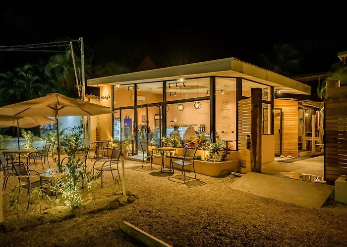 Hostel La Botella de Leche - Tamarindo
