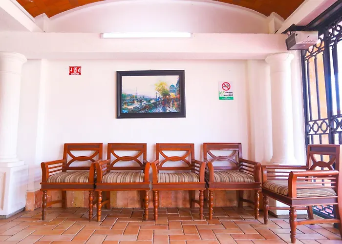 3 star hotels Maria De Lourdes
