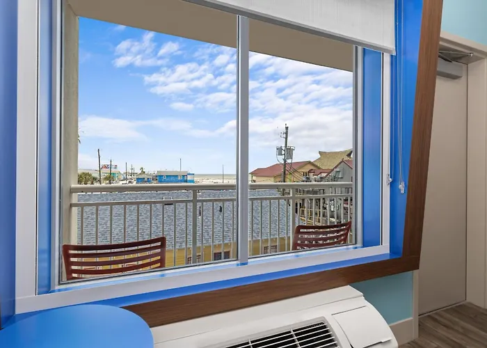 Holiday Inn Express & Suites - Galveston Beach By Ihg