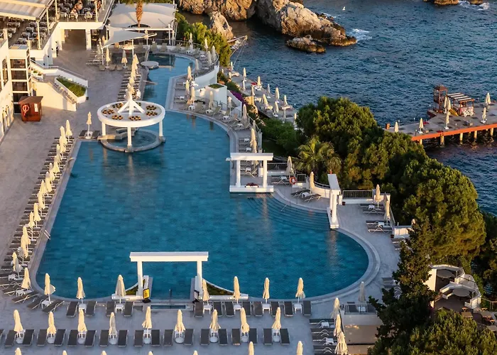 Korumar Hotel Deluxe