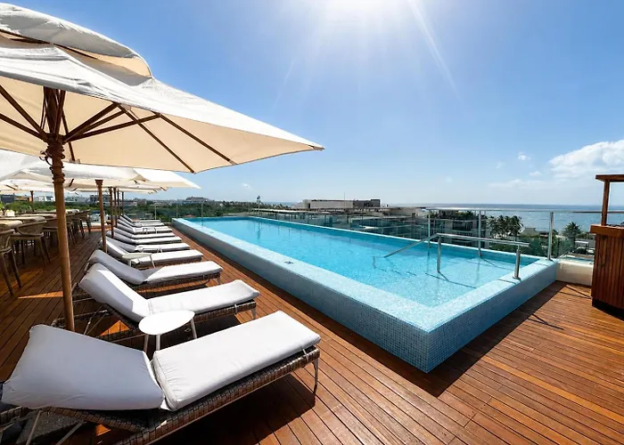 The Reef 28 Hotel & Spa (Adults Only)