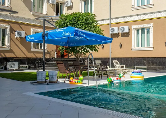 Grand Nur Hotel