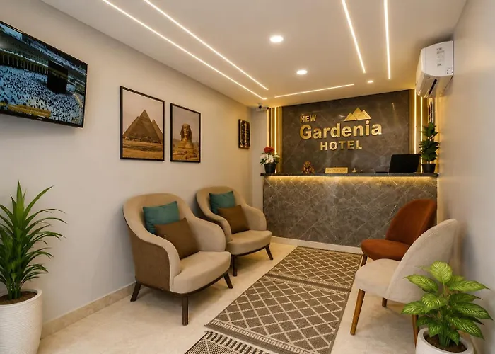 New Gardenia Pyramids - Rooftop