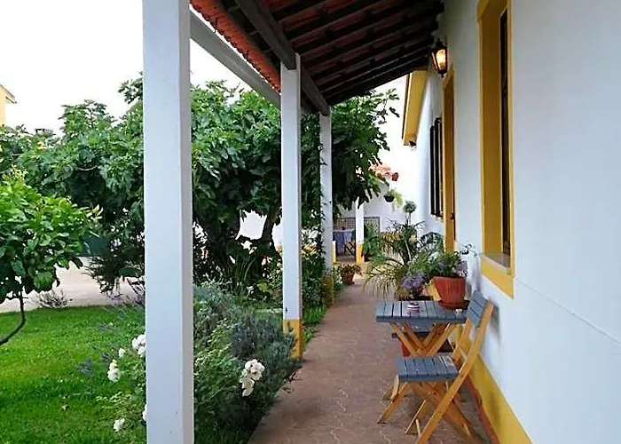 Casa Dos Pingos De Mel