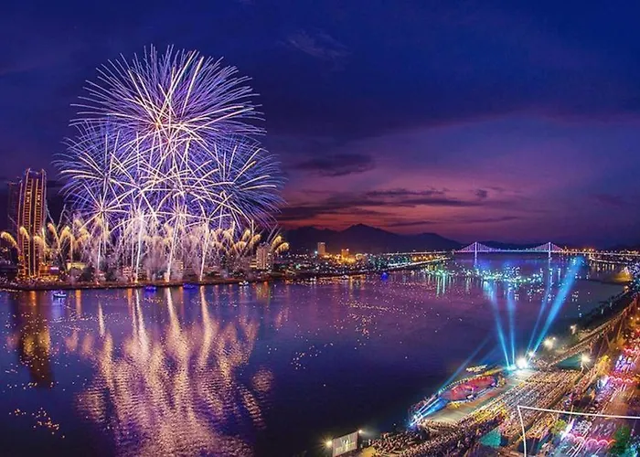 Ibiza Riverfront Da Nang