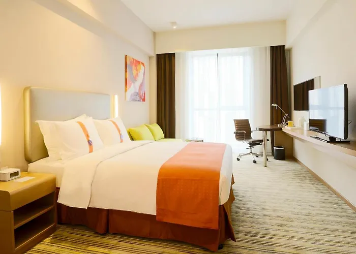 Holiday Inn Express Shanghai Gongkang By Ihg