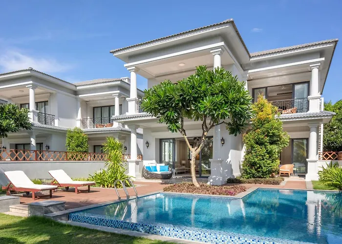 Meliá Vinpearl Cam Ranh Beach Resort