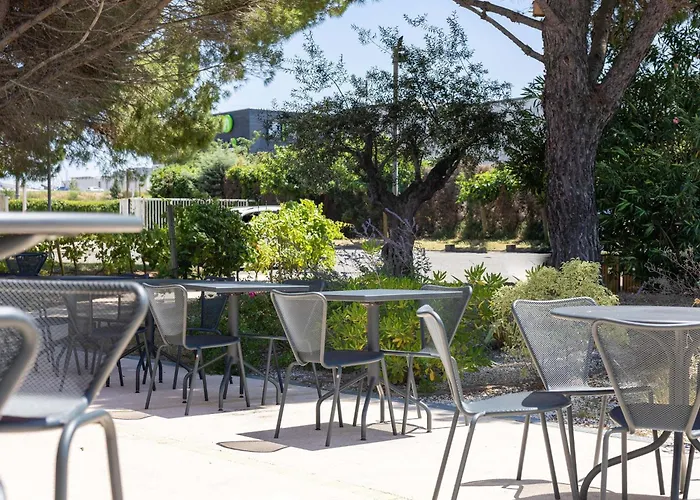 Ibis Carcassonne Est La Cite