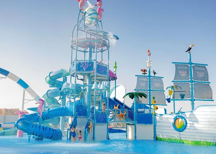 Movenpick Waterpark Resort & Spa Soma Bay