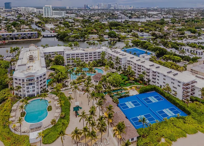  Lago Mar Beach And Club