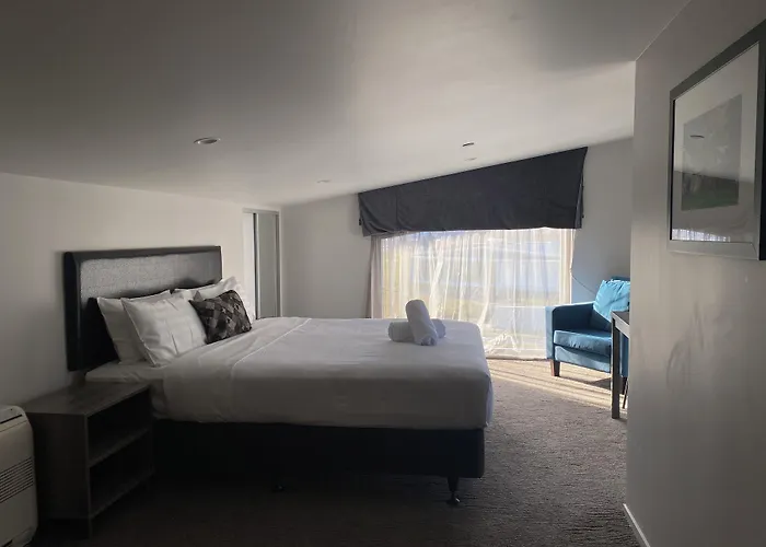 Ramada Suites By Wyndham Queenstown Remarkables Park